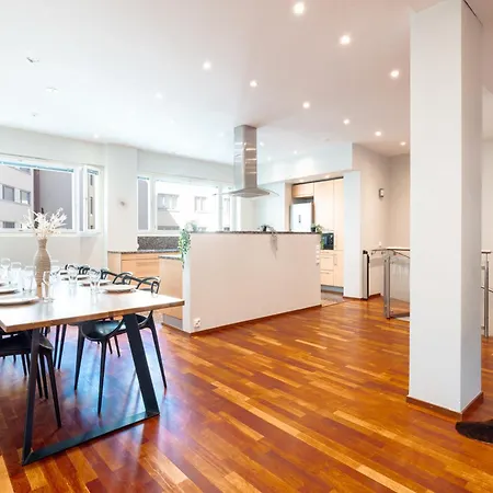 2ndhomes Luxury 220m2 With & Private Gym Helsinki